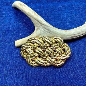 Vintage 80s Gold Tone Celtic Knot Belt Buckle